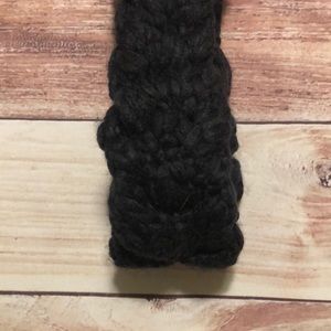 Juniors American Eagle Braided Ear Warmer